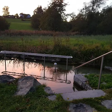 Ferienhaeuser Zum Badeweiher Сasa de vacaciones *
