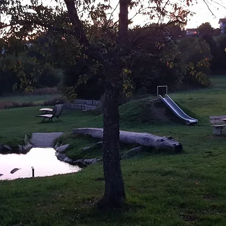 펜션 Ferienhaeuser Zum Badeweiher *
